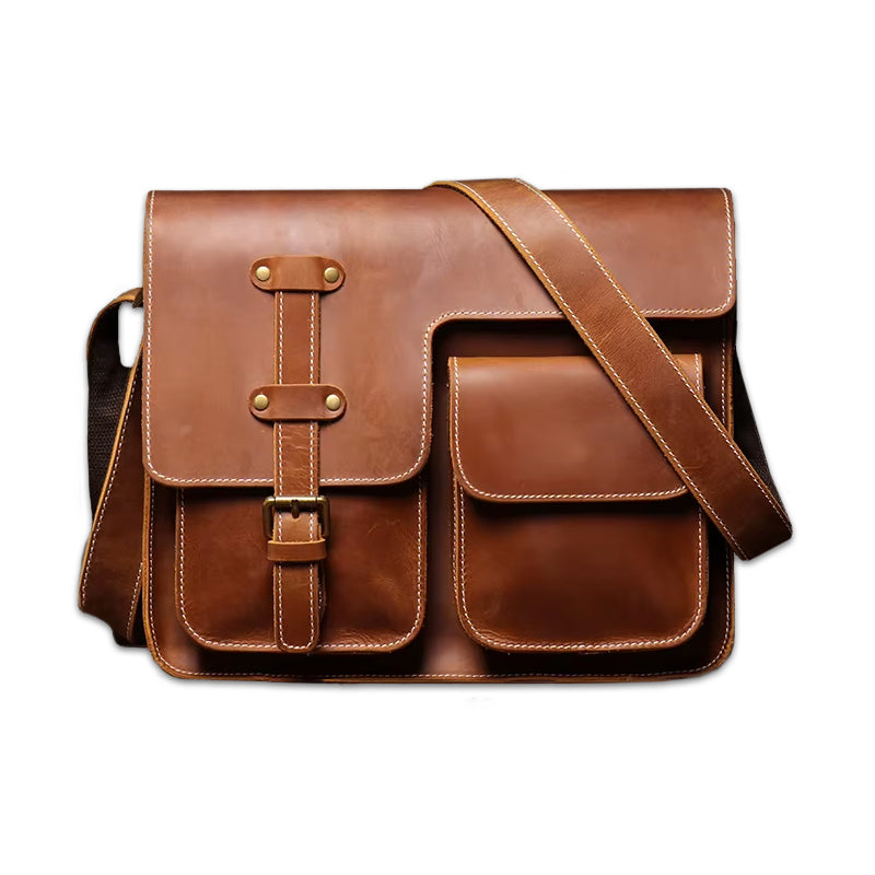 Echtleder Tasche Herren aus Rindsleder – Frontansicht mit Klappe und Aussentaschen