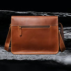 Echtleder Tasche Herren aus Rindsleder – Rückansicht mit Schulterriemen