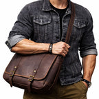 Echtleder Umhängetasche für Herren getragen – robuste Schultertasche aus echtem Rindsleder