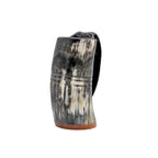 Echter Hornbecher mit Griff – traditioneller Wikinger-Humpen aus Naturhorn