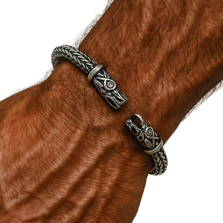 Viking Oath Ring – edler Wikinger Armreif im Schmuck-Etui, hochwertiges Geschenk für Reenactment, Sammler & Wikinger-Fans