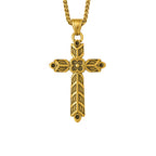 Wikinger Halskette RAGNARS CROSS – goldener Edelstahl Kreuzanhänger mit Ornamenten auf weissem Hintergrund.