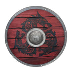 Echtes Wikinger-Schild in Rot-Schwarz mit Wolfsmotiv – schaukampftauglich und handgefertigt aus Holz mit Aluminium-Schildbuckel und silbernem Metallrahmen. Authentisch nordisches Design auf weissem Hintergrund.