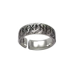 Nordischer Wikinger-Ring aus 925 Sterling Silber mit Runen-Gravur und offenem Design.