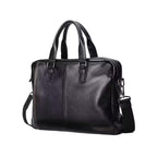 Herren Echtleder Tasche schwarz, hochwertige Business Ledertasche aus echtem Leder freigestellt